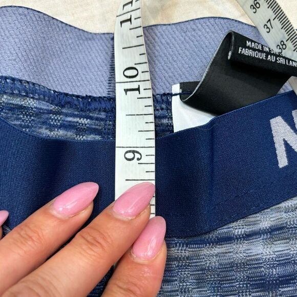 Ladies Nike Pro Hyperwarm England Nordic Print Leggings Size Medium - Picture 13 of 14